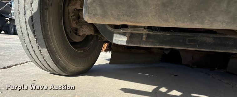 image for item FG0018 2007 Sterling SC8000 street sweeper truck