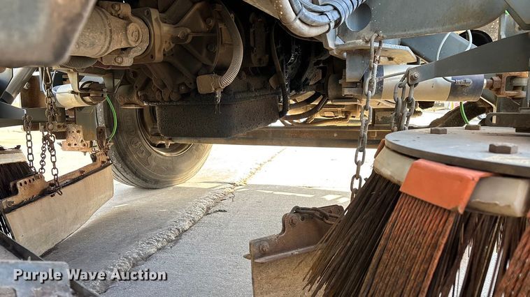 image for item FG0018 2007 Sterling SC8000 street sweeper truck