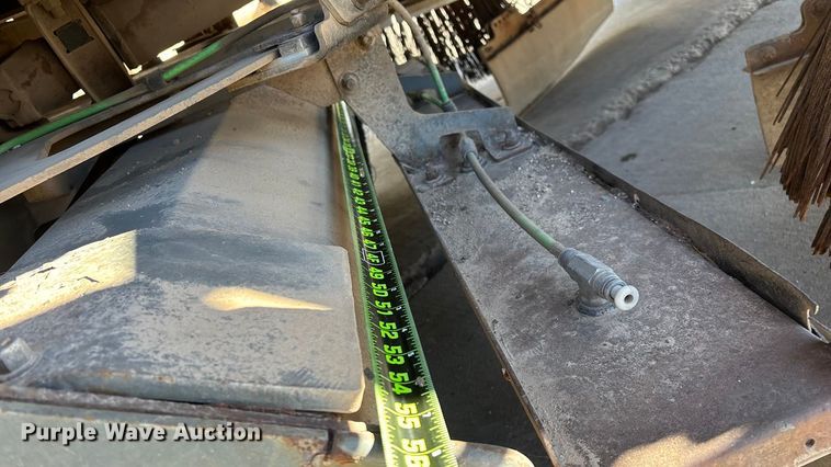 image for item FG0018 2007 Sterling SC8000 street sweeper truck