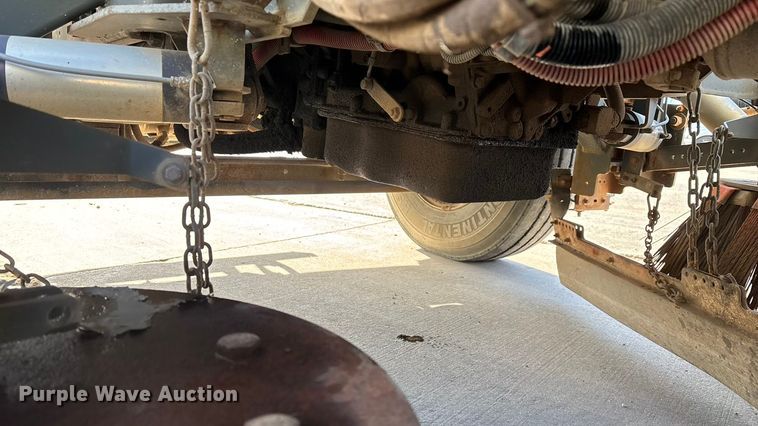 image for item FG0018 2007 Sterling SC8000 street sweeper truck