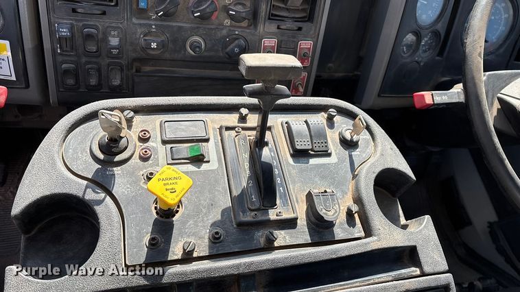 image for item FG0018 2007 Sterling SC8000 street sweeper truck