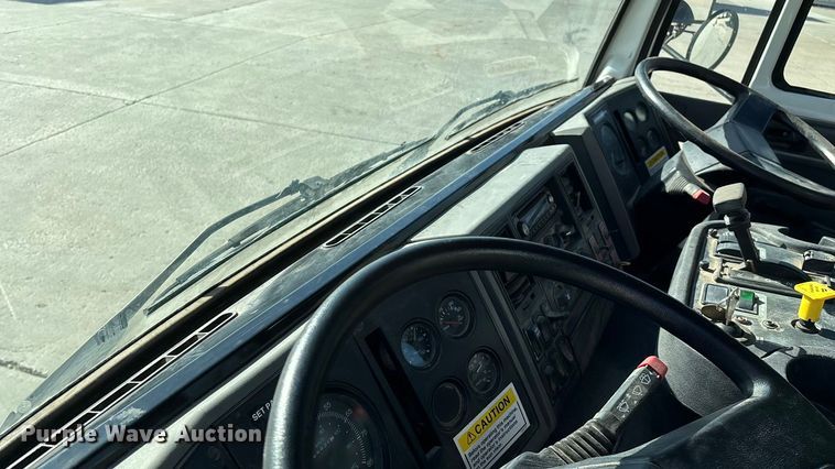 image for item FG0018 2007 Sterling SC8000 street sweeper truck