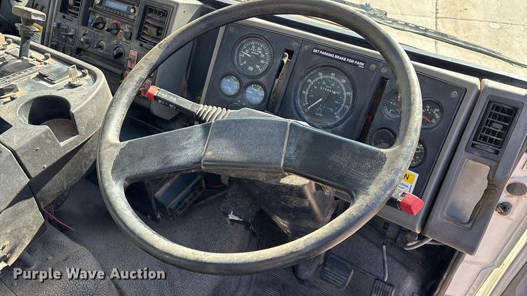 image for item FG0018 2007 Sterling SC8000 street sweeper truck