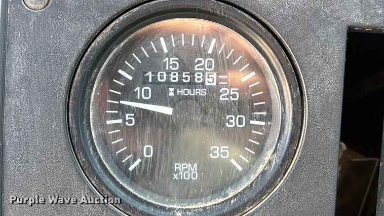 image for item FG0018 2007 Sterling SC8000 street sweeper truck