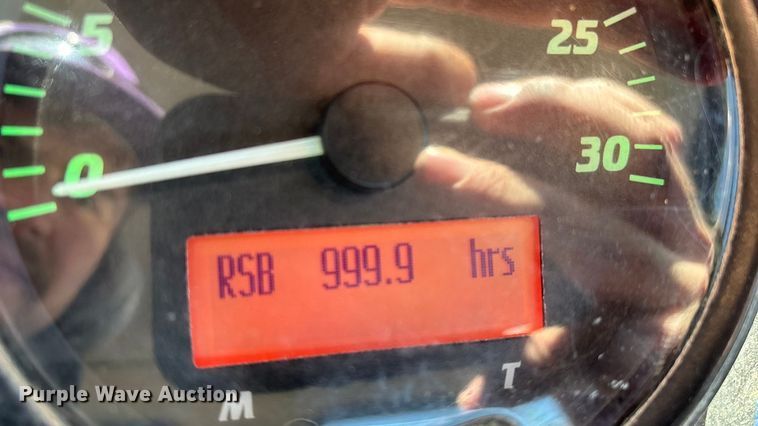 image for item FG0018 2007 Sterling SC8000 street sweeper truck