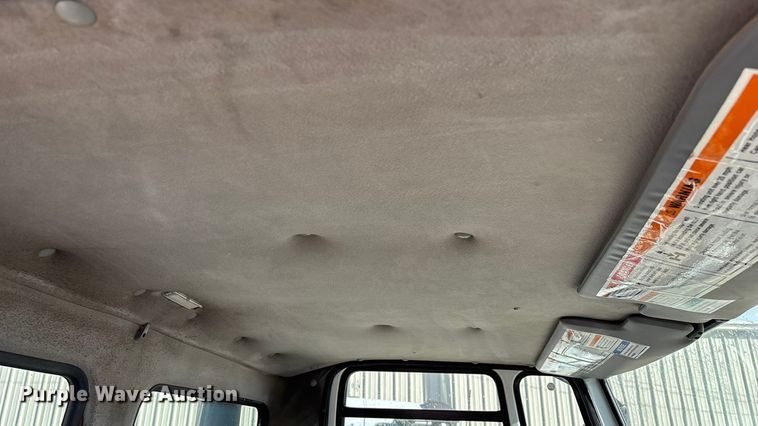 image for item FG0018 2007 Sterling SC8000 street sweeper truck