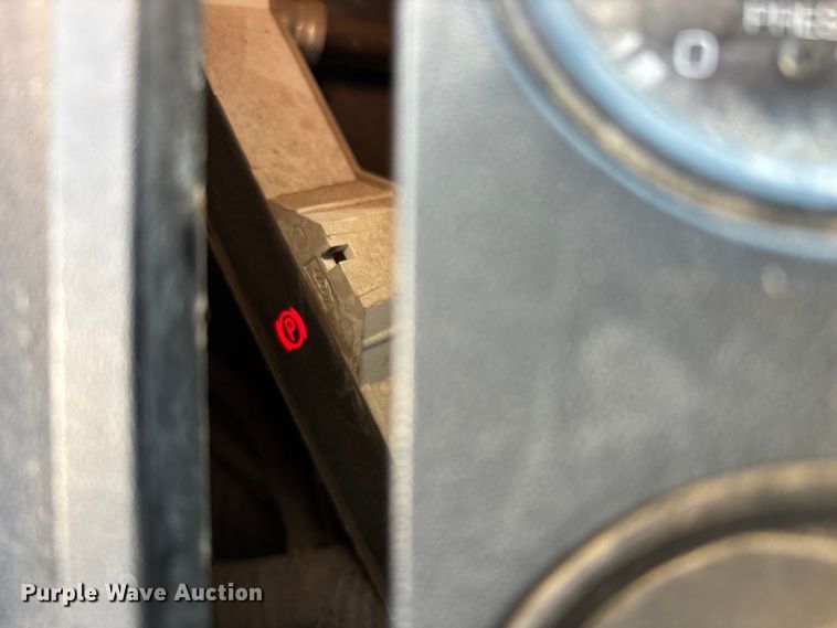 image for item FG0018 2007 Sterling SC8000 street sweeper truck