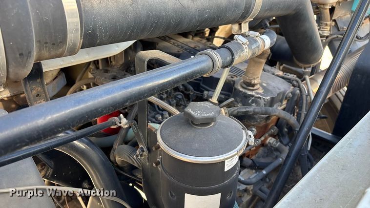 image for item FG0018 2007 Sterling SC8000 street sweeper truck