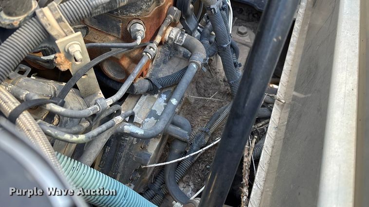 image for item FG0018 2007 Sterling SC8000 street sweeper truck