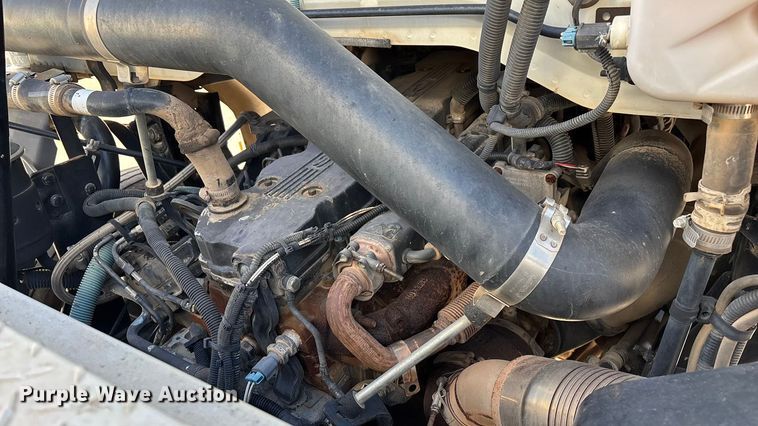 image for item FG0018 2007 Sterling SC8000 street sweeper truck