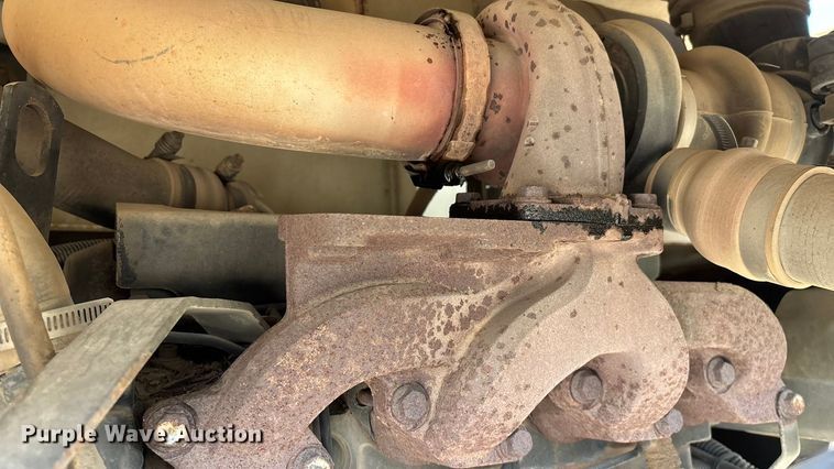 image for item FG0018 2007 Sterling SC8000 street sweeper truck