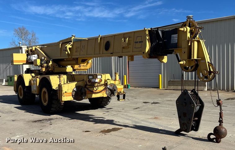 image for item FG0019 Grove RT635C crane