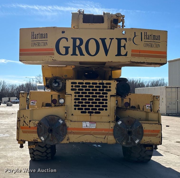 image for item FG0019 Grove RT635C crane