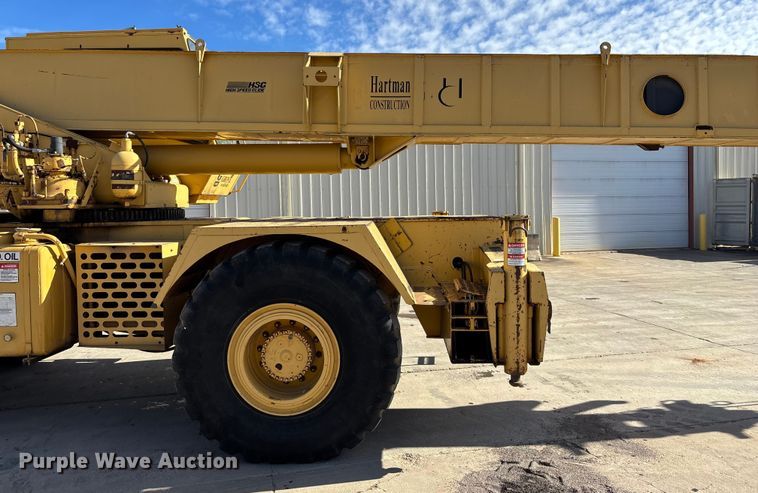 image for item FG0019 Grove RT635C crane