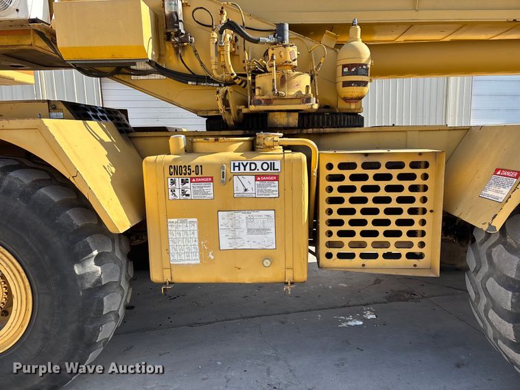 image for item FG0019 Grove RT635C crane