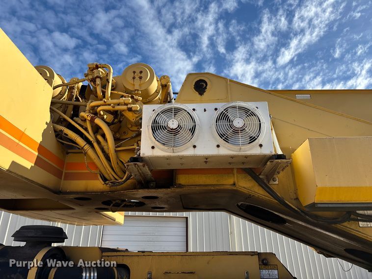 image for item FG0019 Grove RT635C crane