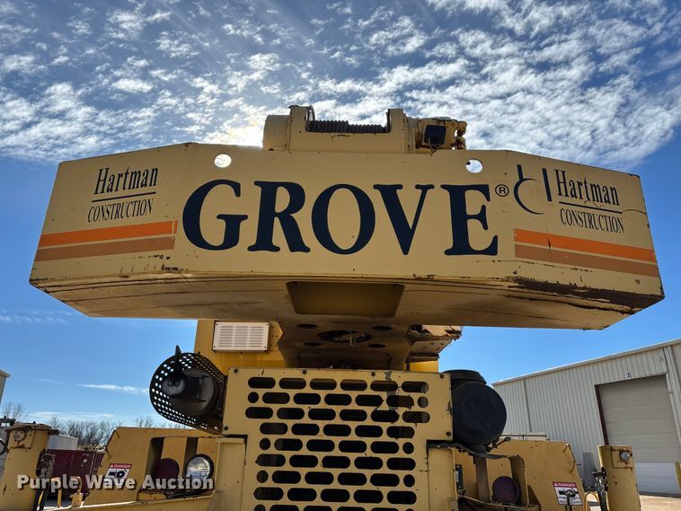 image for item FG0019 Grove RT635C crane