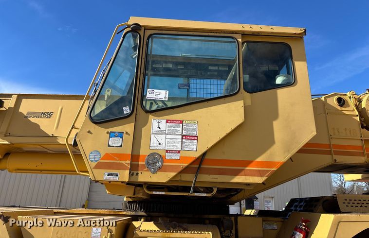 image for item FG0019 Grove RT635C crane