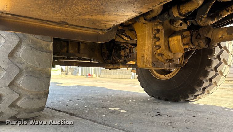 image for item FG0019 Grove RT635C crane