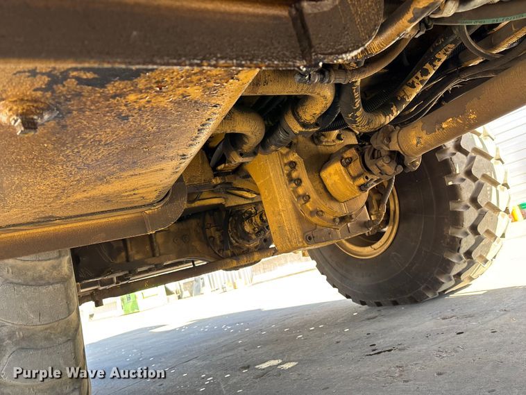 image for item FG0019 Grove RT635C crane