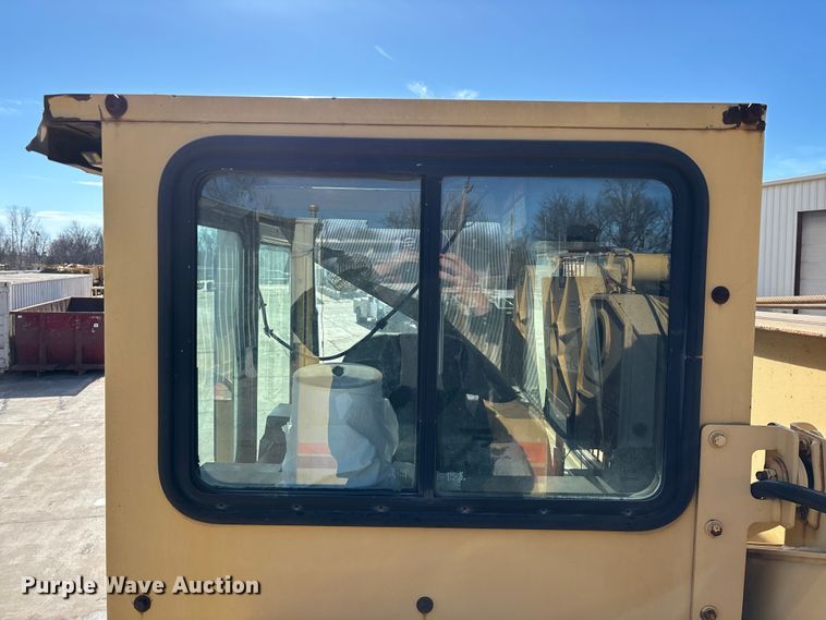 image for item FG0019 Grove RT635C crane