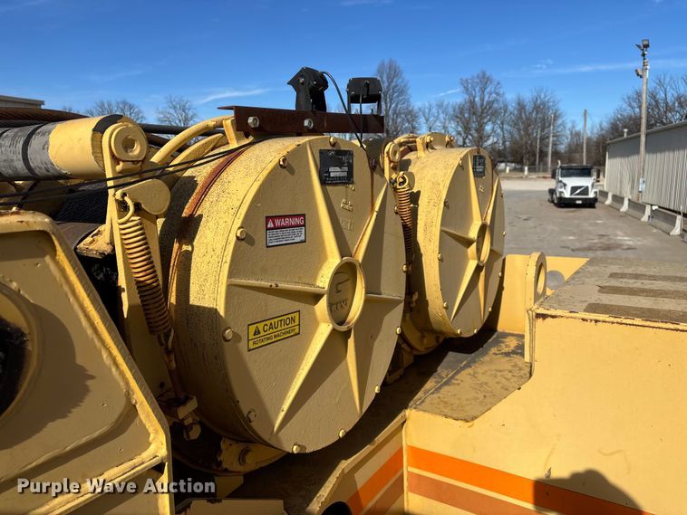 image for item FG0019 Grove RT635C crane