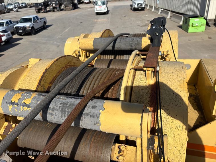 image for item FG0019 Grove RT635C crane