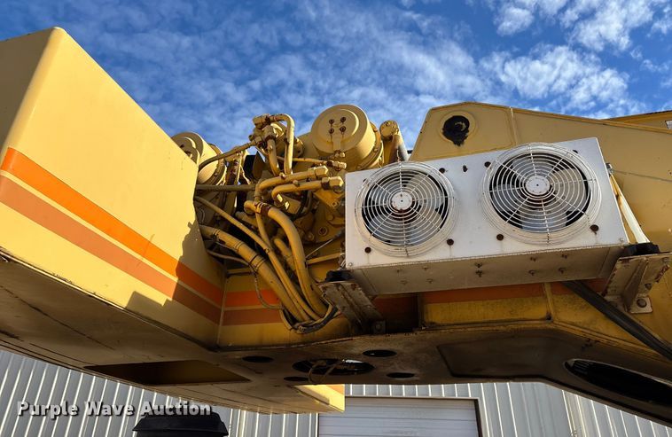 image for item FG0019 Grove RT635C crane