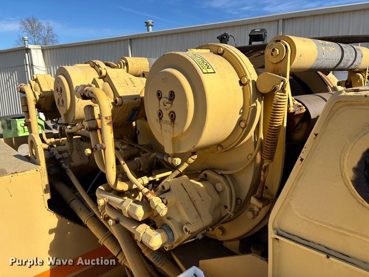 image for item FG0019 Grove RT635C crane