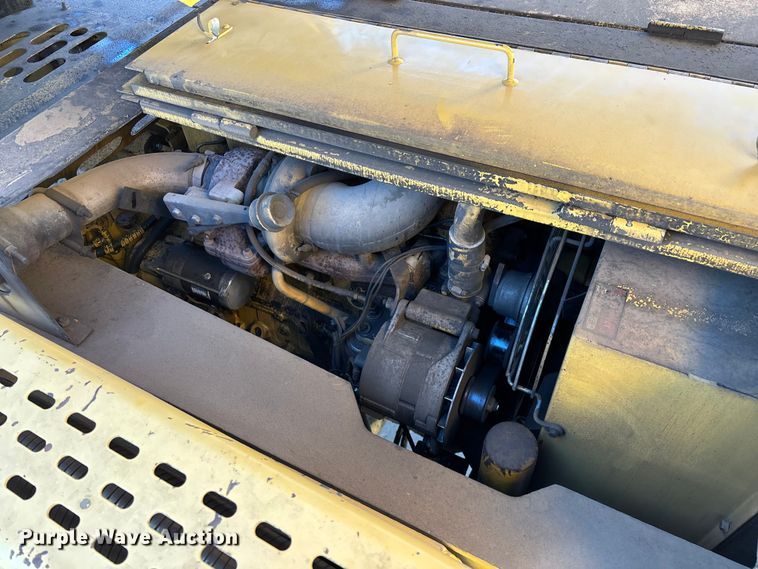 image for item FG0019 Grove RT635C crane