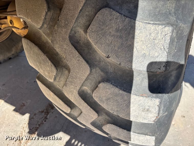 image for item FG0019 Grove RT635C crane