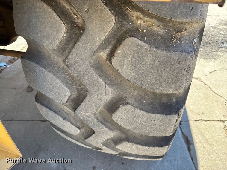 image for item FG0019 Grove RT635C crane