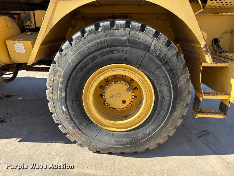 image for item FG0019 Grove RT635C crane