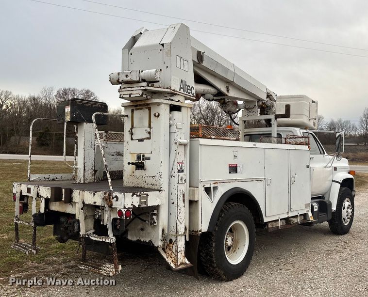 image for item FG0020 1989 GMC C7 digger derrick truck