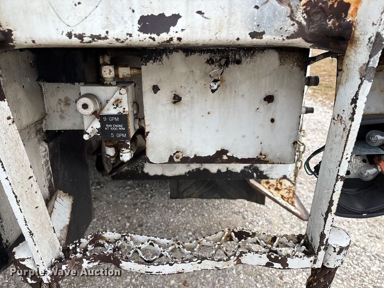 image for item FG0020 1989 GMC C7 digger derrick truck