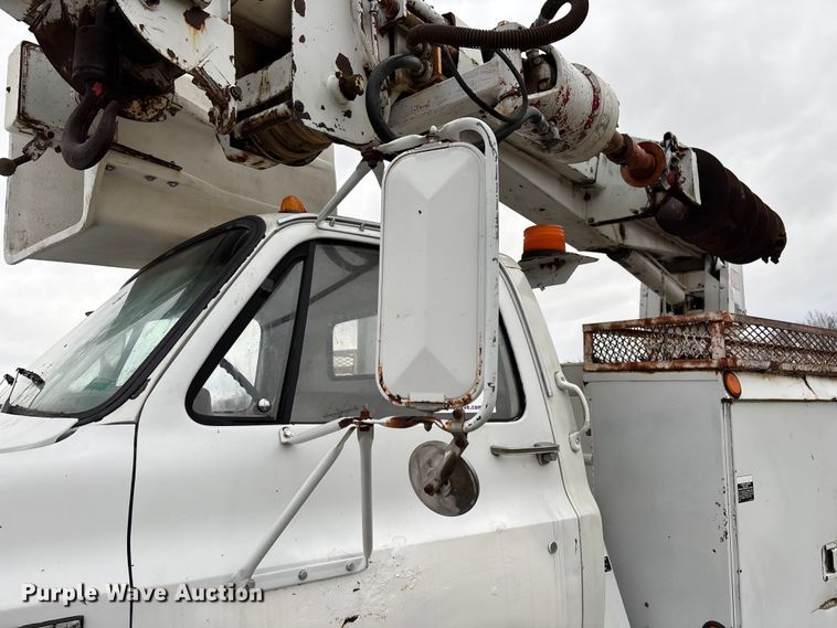 image for item FG0020 1989 GMC C7 digger derrick truck