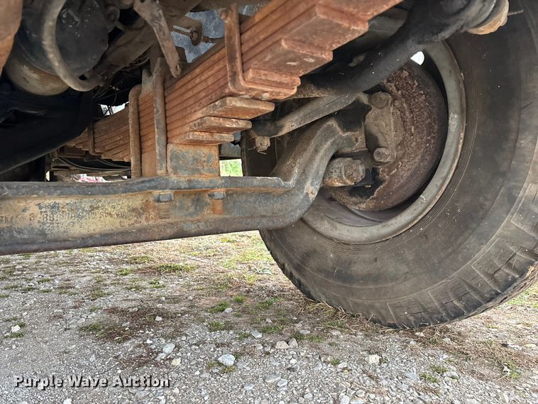 image for item FG0020 1989 GMC C7 digger derrick truck