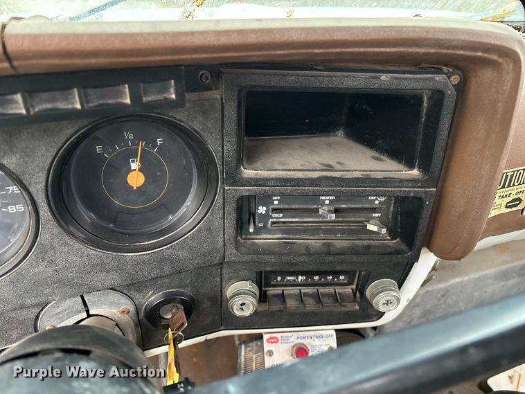 image for item FG0020 1989 GMC C7 digger derrick truck