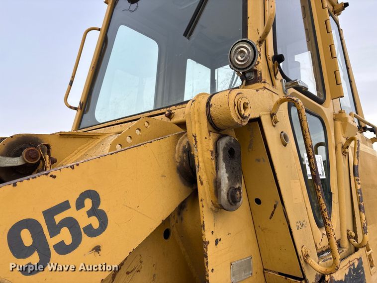 image for item FG0041 1987 Caterpillar 953 track loader