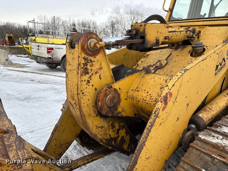 image for item FG0041 1987 Caterpillar 953 track loader