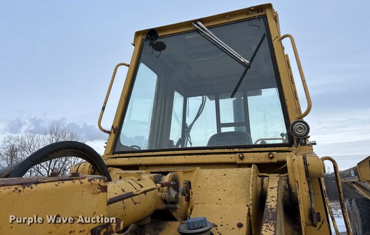 image for item FG0041 1987 Caterpillar 953 track loader
