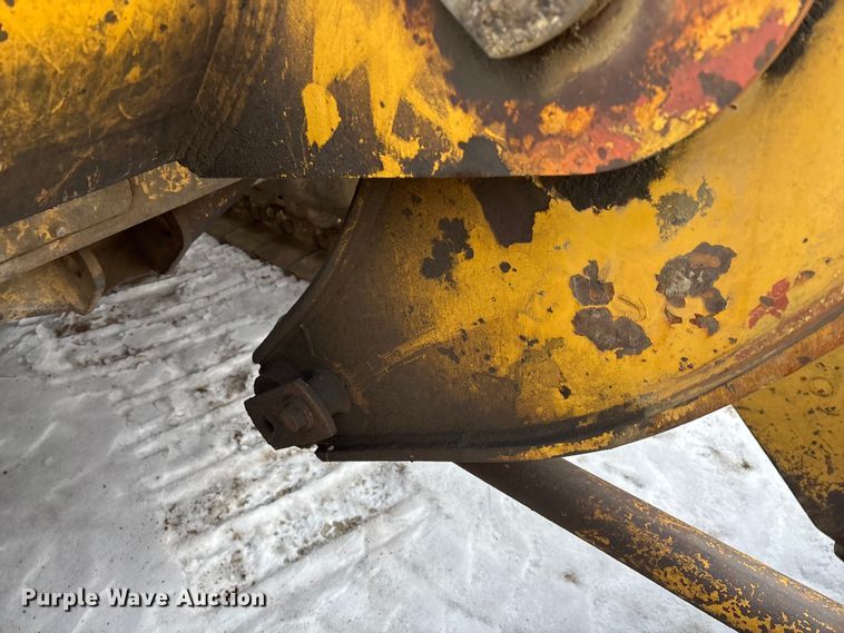 image for item FG0041 1987 Caterpillar 953 track loader