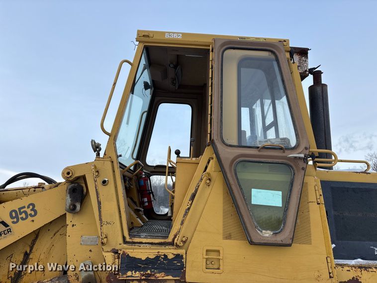 image for item FG0041 1987 Caterpillar 953 track loader