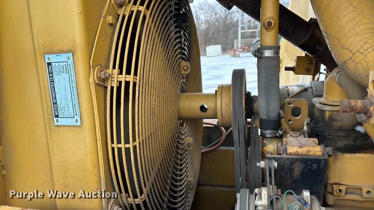 image for item FG0041 1987 Caterpillar 953 track loader