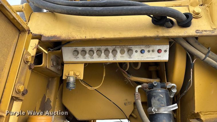 image for item FG0041 1987 Caterpillar 953 track loader