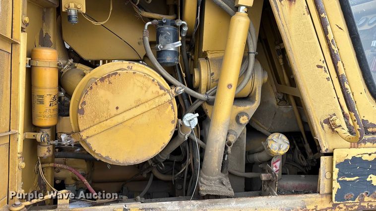 image for item FG0041 1987 Caterpillar 953 track loader