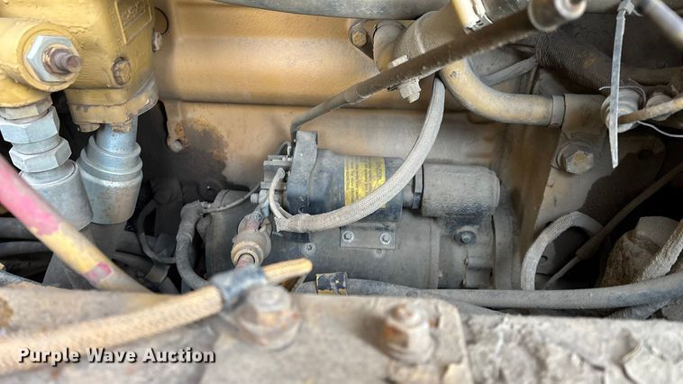 image for item FG0041 1987 Caterpillar 953 track loader