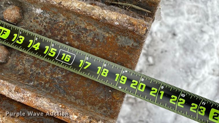 image for item FG0041 1987 Caterpillar 953 track loader