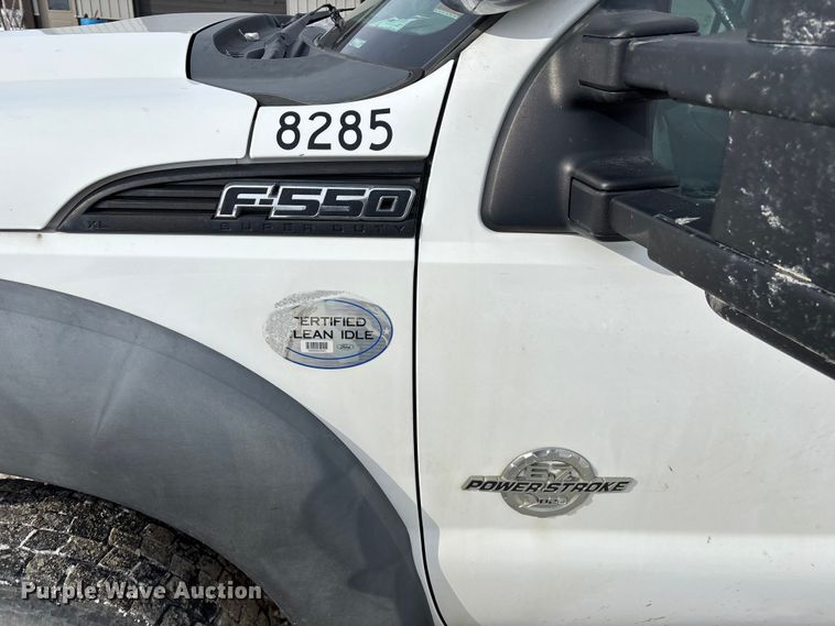 image for item FG0042 2011 Ford F550 Super Duty XL bucket truck