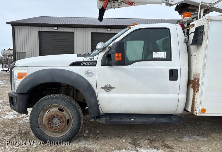 image for item FG0042 2011 Ford F550 Super Duty XL bucket truck